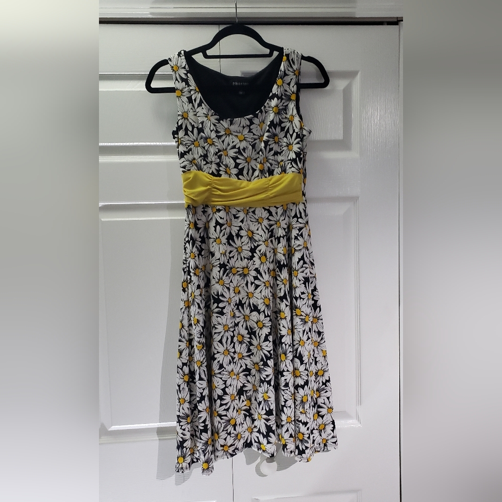 Daisy Print Dress Petite Small - Picture 3 of 4